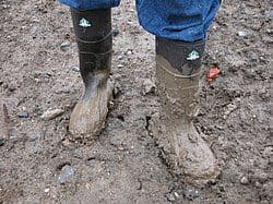 2003-11-27_northerner_boots_in_mud-1673522928771_600x.jpg