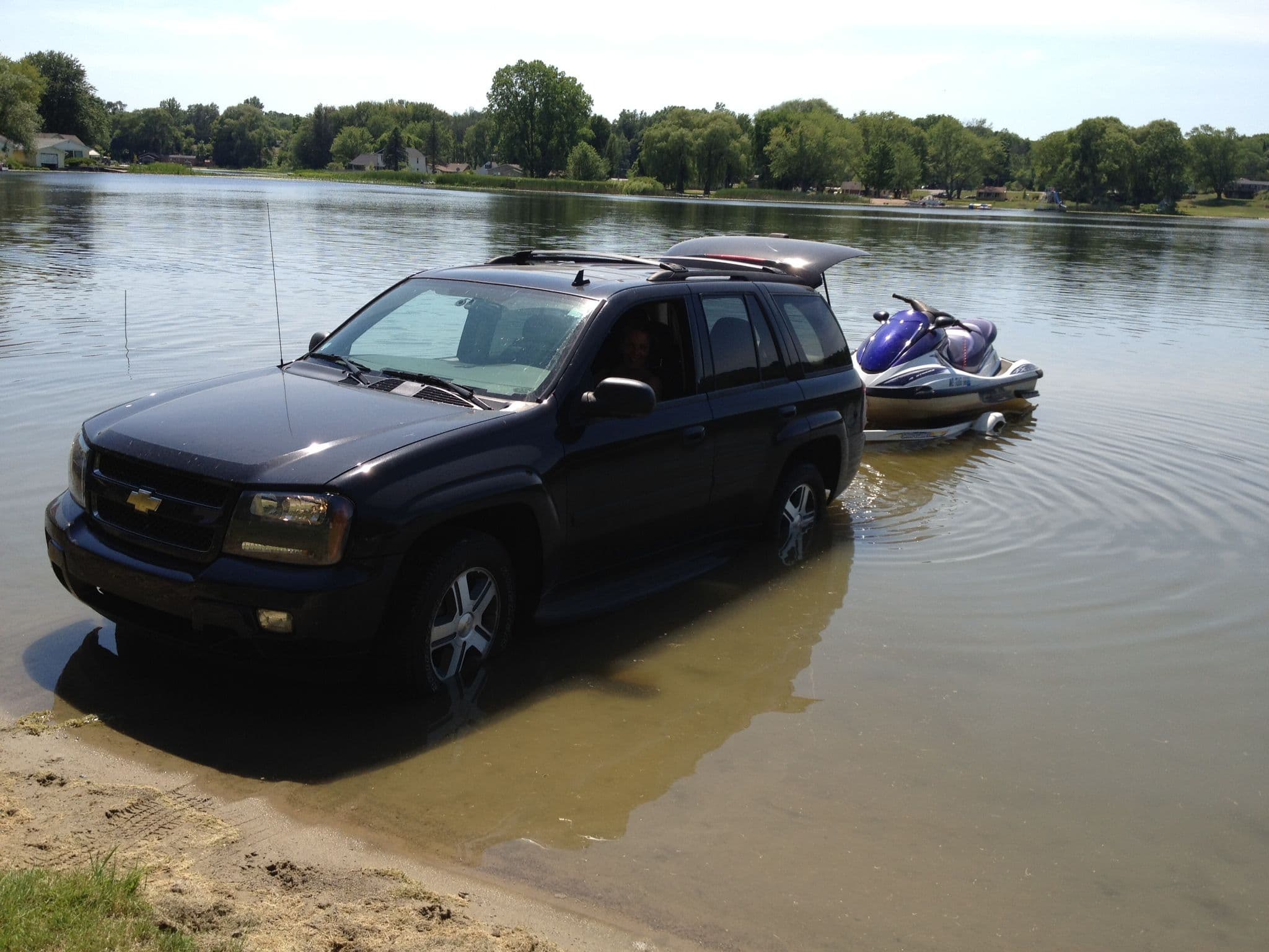 truck-on-muckmat-on-muddy-bottom.jpg